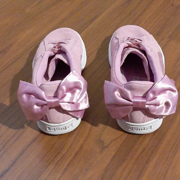 Shoes - Picture 3 of 4